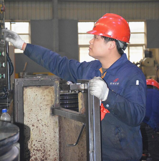 High standard slewing bearings